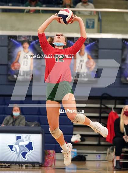 Thumbnail 1 in The Woodlands vs Wylie (UIL 6A Regional Semifinal) photogallery.