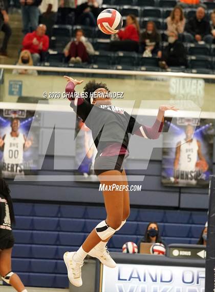 Thumbnail 2 in The Woodlands vs Wylie (UIL 6A Regional Semifinal) photogallery.