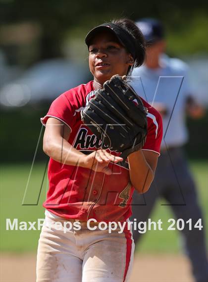 Thumbnail 1 in St. Patrick-St. Vincent vs. Antelope (Stephanie LeDoux Tournament) photogallery.