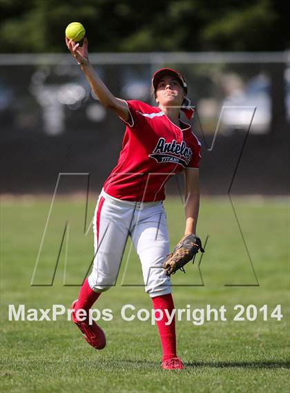 Thumbnail 1 in St. Patrick-St. Vincent vs. Antelope (Stephanie LeDoux Tournament) photogallery.