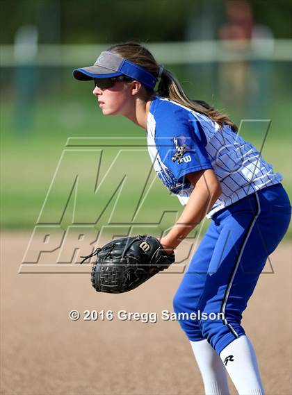 Thumbnail 3 in Rocklin vs Bella Vista (CIF SJS D2 Final) photogallery.