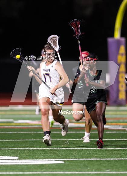 Thumbnail 2 in Granite Bay vs. Amador Valley (CIF NCS D1 Semifinals) photogallery.