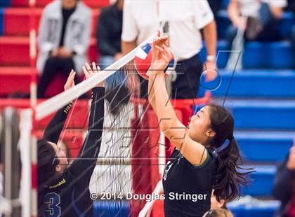 Thumbnail 1 in Notre Dame vs. Harker (CIF-CCS Division 4 Championship) photogallery.
