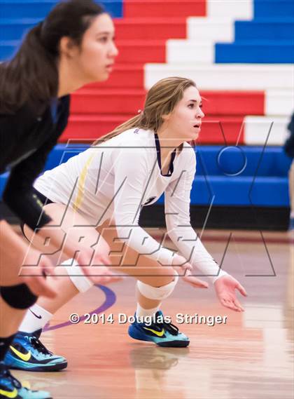 Thumbnail 3 in Notre Dame vs. Harker (CIF-CCS Division 4 Championship) photogallery.