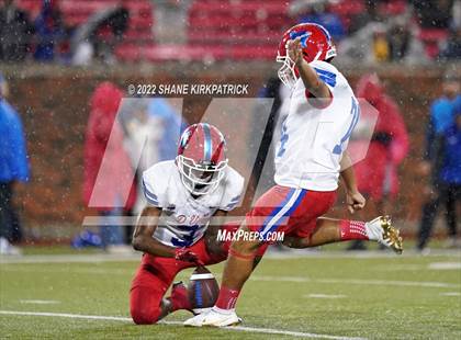 Thumbnail 1 in Duncanville vs. Prosper (6A Division 1 State Semifinal) photogallery.