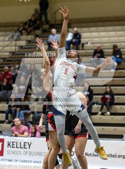 Thumbnail 1 in Liverpool vs. Syosset (NYSPHSAA Class AAA State Semi-Final) photogallery.