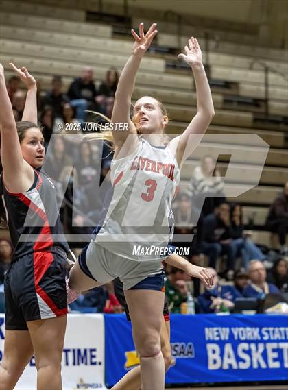 Thumbnail 1 in Liverpool vs. Syosset (NYSPHSAA Class AAA State Semi-Final) photogallery.