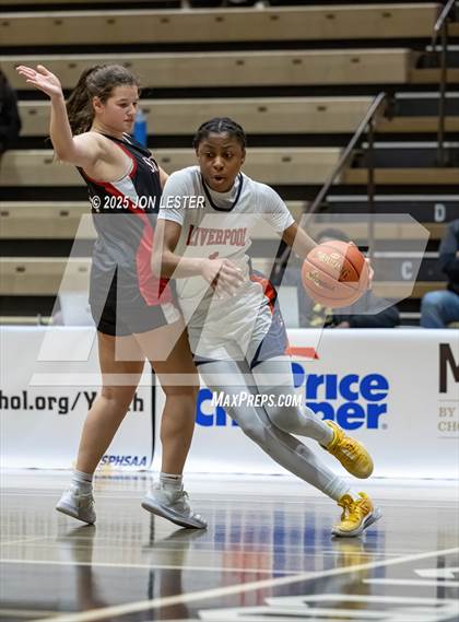 Thumbnail 1 in Liverpool vs. Syosset (NYSPHSAA Class AAA State Semi-Final) photogallery.