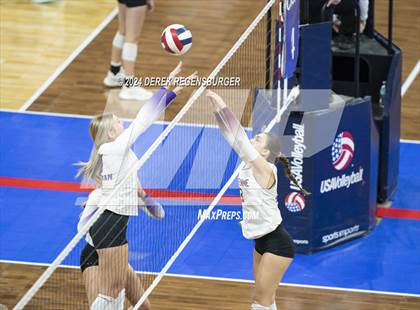 Thumbnail 2 in Cheyenne Mountain vs Lutheran (CHSAA 4A Semifinals) photogallery.