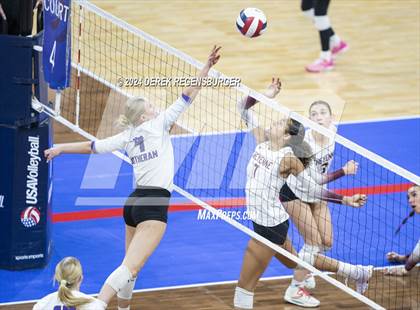 Thumbnail 2 in Cheyenne Mountain vs Lutheran (CHSAA 4A Semifinals) photogallery.