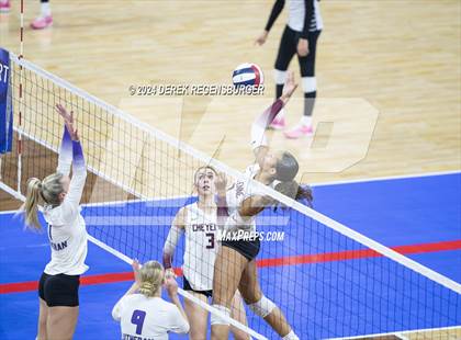 Thumbnail 3 in Cheyenne Mountain vs Lutheran (CHSAA 4A Semifinals) photogallery.