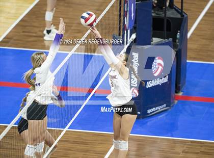 Thumbnail 1 in Cheyenne Mountain vs Lutheran (CHSAA 4A Semifinals) photogallery.