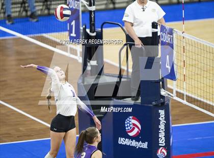 Thumbnail 1 in Cheyenne Mountain vs Lutheran (CHSAA 4A Semifinals) photogallery.