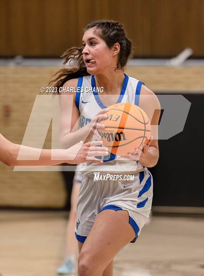 Thumbnail 1 in Los Altos vs Branson (CIF Division 3 Round 1) photogallery.