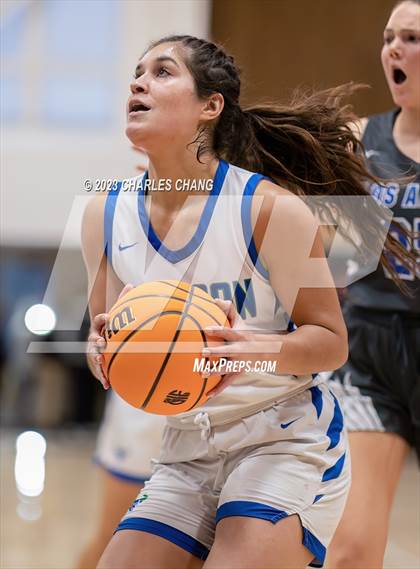 Thumbnail 3 in Los Altos vs Branson (CIF Division 3 Round 1) photogallery.