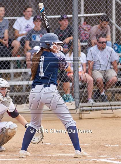 Thumbnail 1 in Columbine @ Chatfield photogallery.
