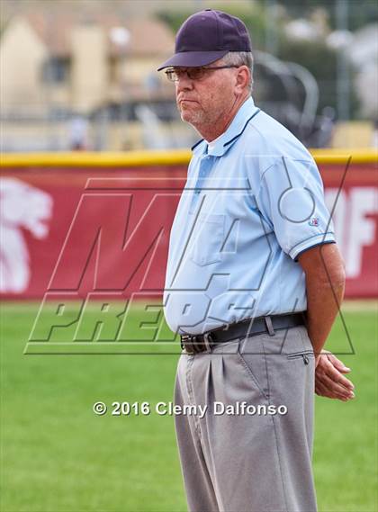 Thumbnail 2 in Columbine @ Chatfield photogallery.