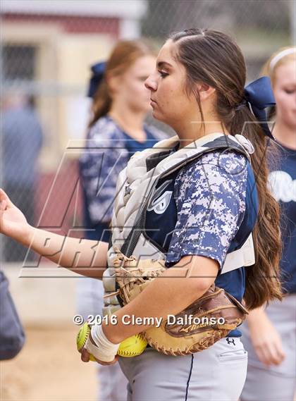 Thumbnail 1 in Columbine @ Chatfield photogallery.