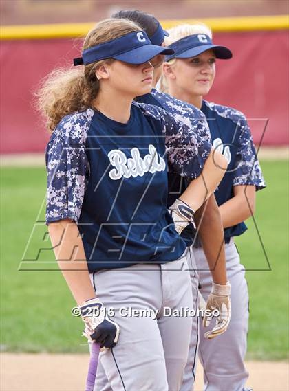 Thumbnail 1 in Columbine @ Chatfield photogallery.