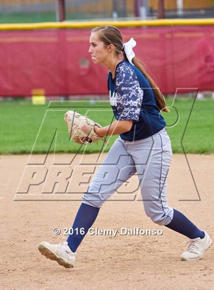 Thumbnail 2 in Columbine @ Chatfield photogallery.