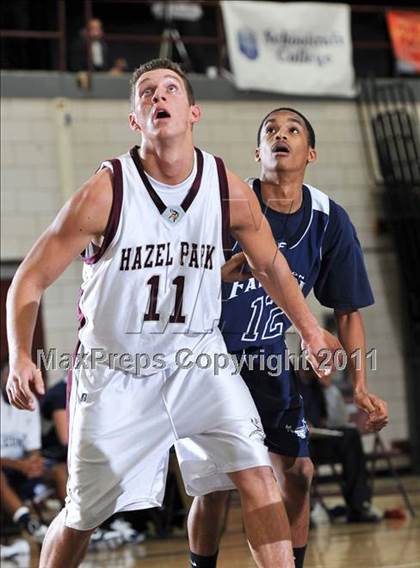 Thumbnail 3 in Farmington @ Hazel Park photogallery.