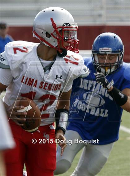 Thumbnail 3 in Lima Senior vs Defiance (Scrimmage) photogallery.