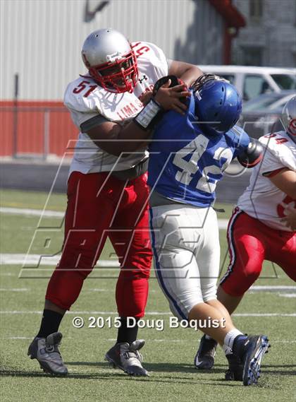 Thumbnail 3 in Lima Senior vs Defiance (Scrimmage) photogallery.