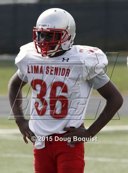 Thumbnail 2 in Lima Senior vs Defiance (Scrimmage) photogallery.