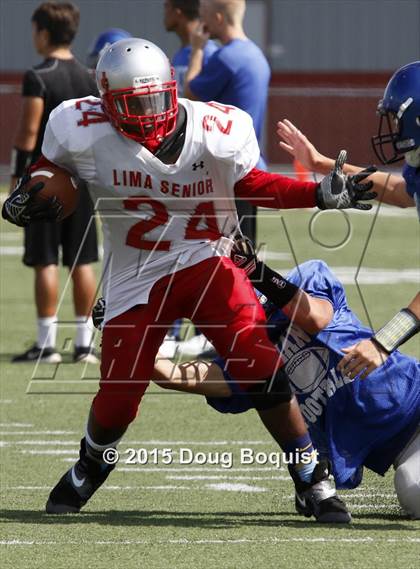 Thumbnail 1 in Lima Senior vs Defiance (Scrimmage) photogallery.