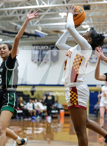 Thumbnail 3 in Durham Academy vs. Douglas Byrd (2023 Cumberland County Schools Holiday Classic Tournament) photogallery.