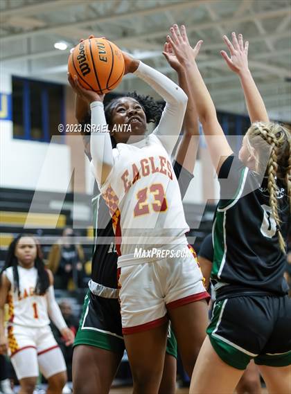 Thumbnail 1 in Durham Academy vs. Douglas Byrd (2023 Cumberland County Schools Holiday Classic Tournament) photogallery.