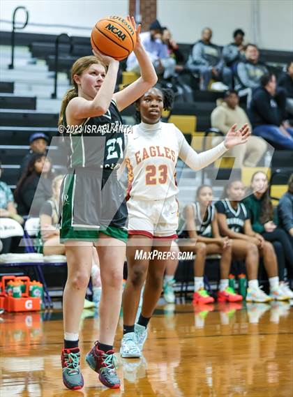 Thumbnail 3 in Durham Academy vs. Douglas Byrd (2023 Cumberland County Schools Holiday Classic Tournament) photogallery.