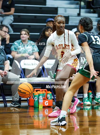 Thumbnail 2 in Durham Academy vs. Douglas Byrd (2023 Cumberland County Schools Holiday Classic Tournament) photogallery.