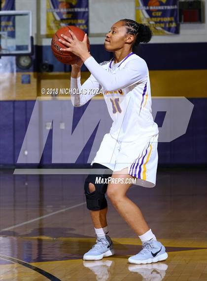 Thumbnail 2 in Dominguez vs.Lynwood photogallery.