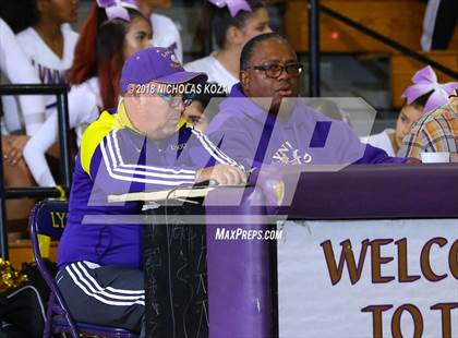 Thumbnail 1 in Dominguez vs.Lynwood photogallery.