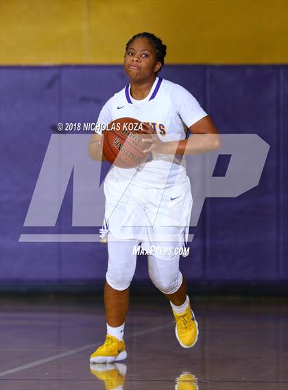 Thumbnail 2 in Dominguez vs.Lynwood photogallery.