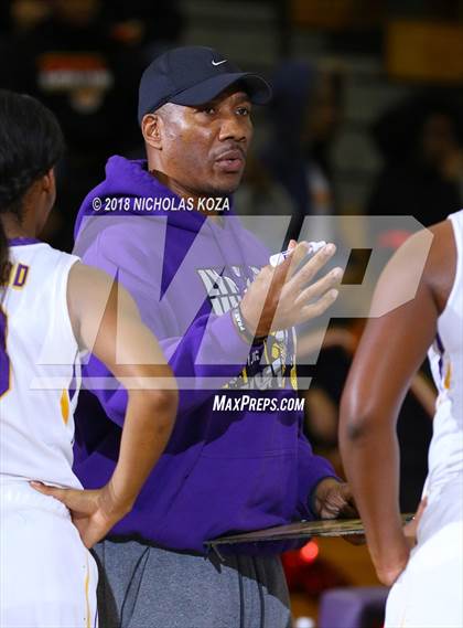 Thumbnail 3 in Dominguez vs.Lynwood photogallery.