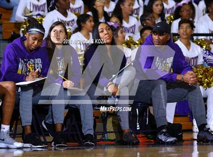 Thumbnail 1 in Dominguez vs.Lynwood photogallery.