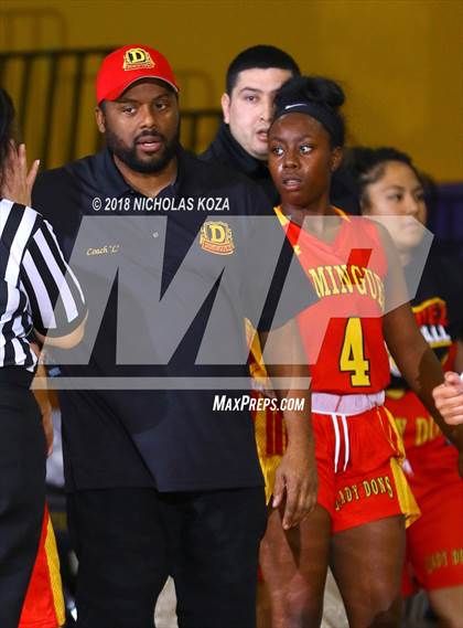 Thumbnail 2 in Dominguez vs.Lynwood photogallery.