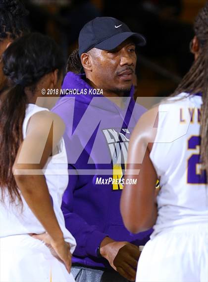 Thumbnail 2 in Dominguez vs.Lynwood photogallery.