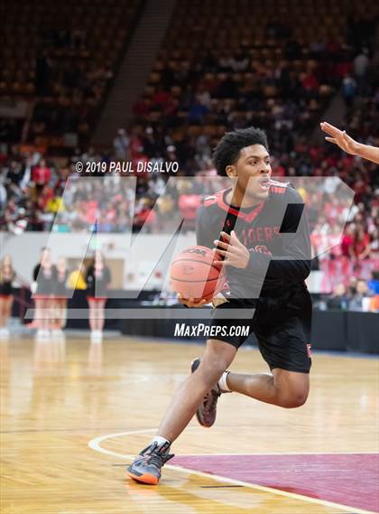 Thumbnail 2 in Rangeview vs. Chaparral (CHSAA 5A State Final) photogallery.