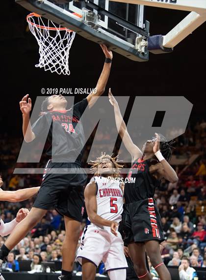 Thumbnail 3 in Rangeview vs. Chaparral (CHSAA 5A State Final) photogallery.