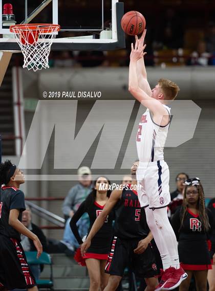 Thumbnail 2 in Rangeview vs. Chaparral (CHSAA 5A State Final) photogallery.
