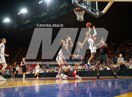 Thumbnail 1 in Rangeview vs. Chaparral (CHSAA 5A State Final) photogallery.