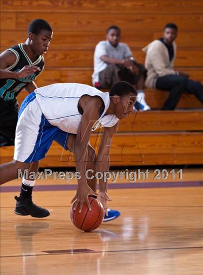 Thumbnail 1 in Pasadena Memorial vs Channelview (Soph) photogallery.