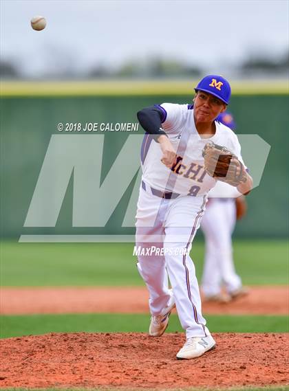 Thumbnail 2 in McAllen vs. Eagle Pass photogallery.