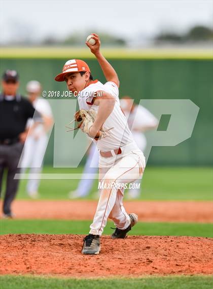 Thumbnail 1 in McAllen vs. Eagle Pass photogallery.