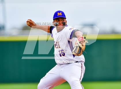 Thumbnail 2 in McAllen vs. Eagle Pass photogallery.