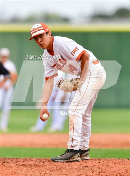 Thumbnail 1 in McAllen vs. Eagle Pass photogallery.