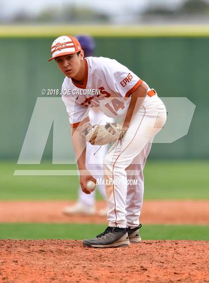 Thumbnail 3 in McAllen vs. Eagle Pass photogallery.